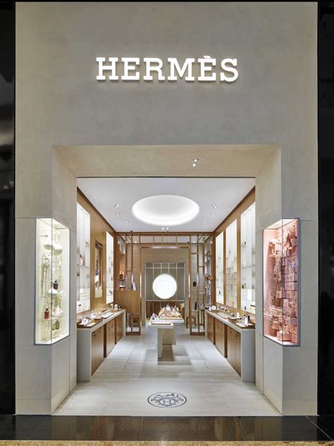 nearest hermes shop